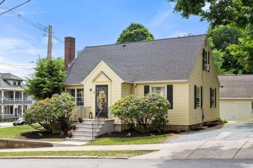 2 King St, Peabody, MA 01960-4267