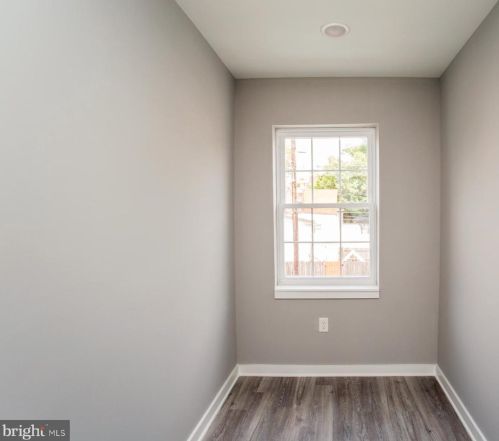 5809 Ditman St, Philadelphia PA 19135-4043 exterior