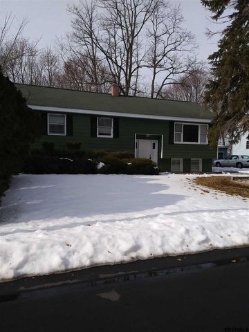 2127 Avenue B, Schenectady NY  12308-1209 exterior