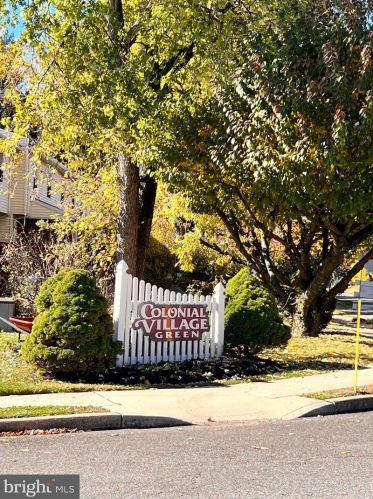 59 Colonial Cir, Chester, PA 19014-1759