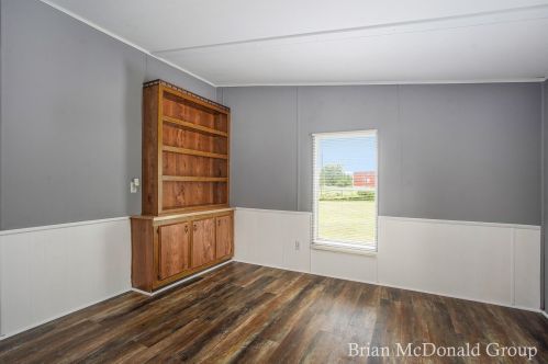 2295 136th St, Grant MI  49327-9643 exterior