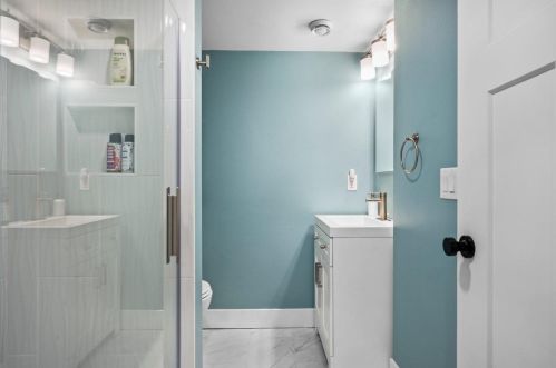 1858 Rutledge St, Madison WI  53704-5543 exterior