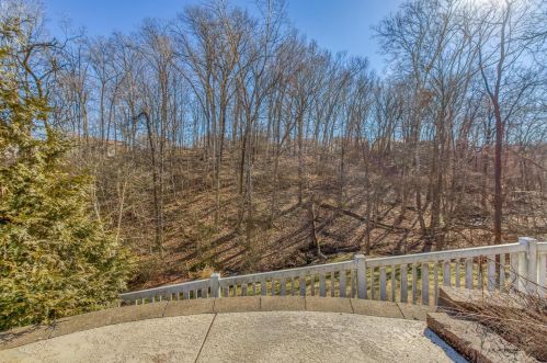 2880 Woodbridge Est Dr, Saint Louis MO 63129-5723 exterior