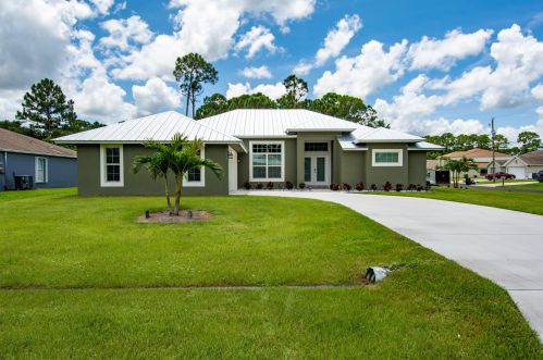 4002 Mackemer Rd, Fort Pierce FL  34953-7065 exterior
