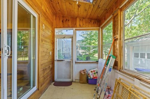 25 Kentland Ave, Providence RI 02904-1904 exterior