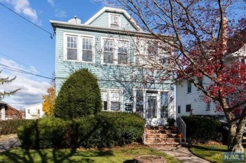 145 Lawrence Ave, Hasbrouck Heights NJ  07604-1425 exterior