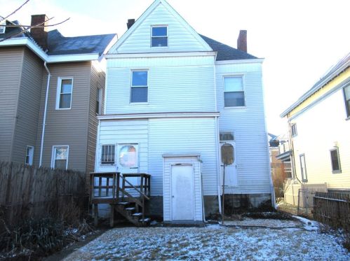 829 Euclid Ave, Pittsburgh PA 15206-1612 exterior