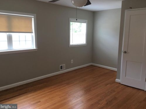 21 Myrtle St, Alexandria VA 22301-2423 exterior