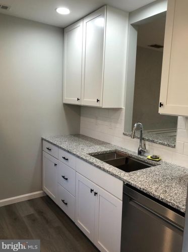 926 Rhue Haus Ln, Hummelstown PA  17036-9747 exterior