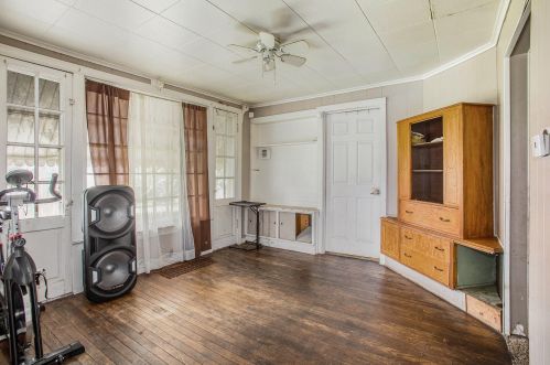 1223 Aberdeen St, Grand Rapids MI 49505-3884 exterior