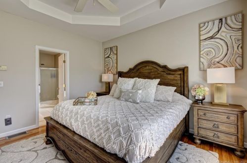 31 Acorn Dr, Windsor Locks CT 06096-1224 exterior