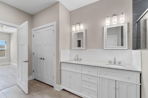 1021 Steel Ct, Milton FL 32583-7802 exterior