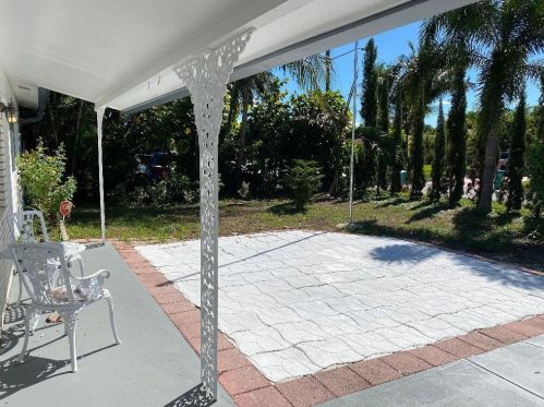 453 3 Ave, Boynton Beach FL 33435-3864 exterior