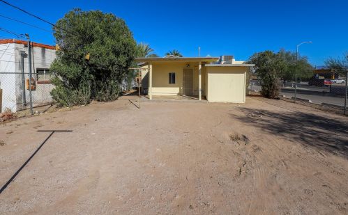 244 24 St, Tucson AZ 85713-1647 exterior