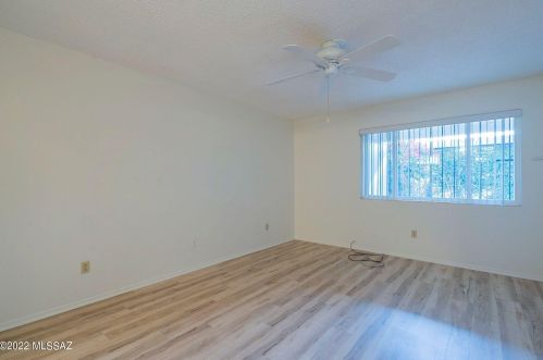 5716 Grant Rd, Tucson AZ 85712-2341 exterior