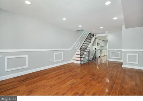 1320 Carlisle St, Philadelphia PA 19132-4018 exterior