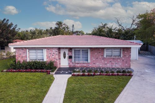422 4th St, Boca Raton FL  33432-4068 exterior