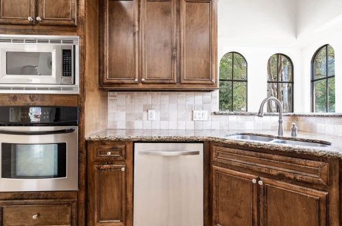 18909 Walden Frst Dr, Humble TX 77346-6008 exterior