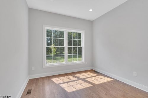 129 Stockton Ave, Princeton NJ 08540-8523 exterior