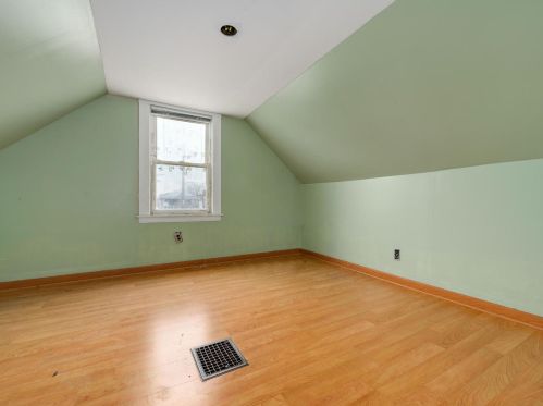 1747 Monticello Ave, Chicago IL 60618-5320 exterior