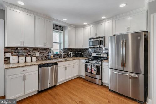 1710 Catharine St, Philadelphia PA 19143-2536 exterior