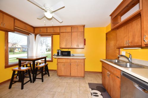 3049 83rd St, Milwaukee WI  53219-2715 exterior