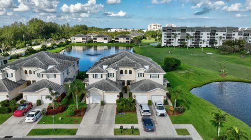 702 Southstar Dr, Fort Pierce FL 34949-9120 exterior