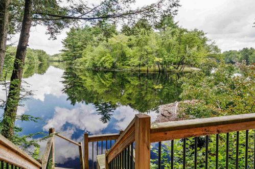 176 Broad Cove Dr, Concord, NH 03303-4003