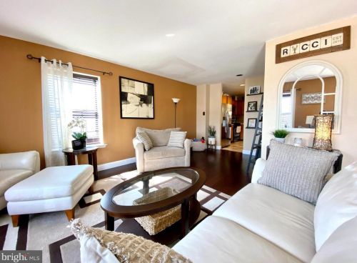 354 Scola Rd, Chester PA 19015-1417 exterior