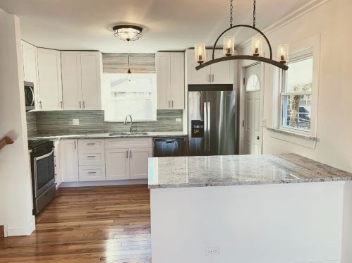 7429 Ainslie St, Chicago IL  60706-3457 exterior