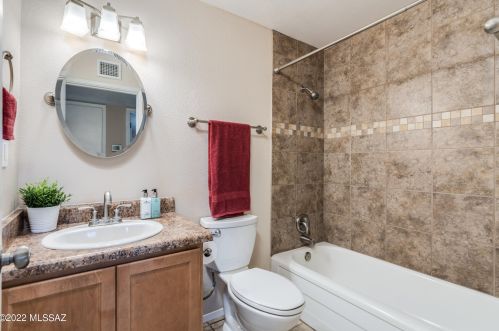 8217 Beverly St, Tucson AZ 85710-5931 exterior