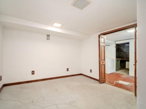 1618 16 St, Manitowoc WI 54220-6124 exterior