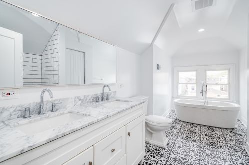 1522 Menard Ave, Chicago IL  60651-1129 exterior