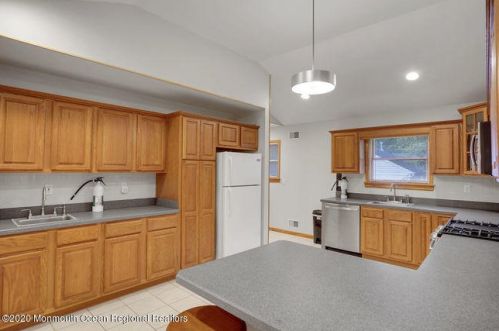 338 New Central Ave, Jackson Twp NJ 08527-2952 exterior