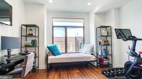 1423 Bouvier St, Philadelphia PA 19132-3815 exterior