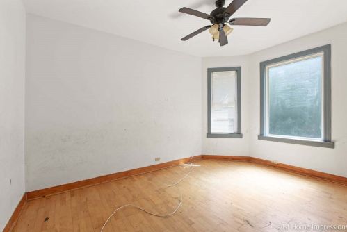 1522 71 Pl, Chicago IL 60629-4340 exterior