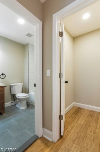 19 Becker Ter, Irvington NJ 07111-1311 exterior