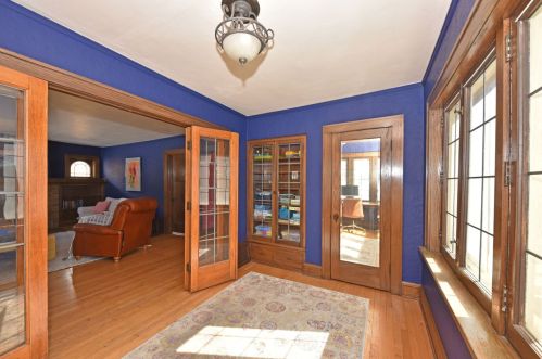 480 49th St, Milwaukee WI  53208-3664 exterior