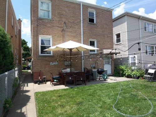 5555 Major Ave, Chicago IL 60630-3326 exterior