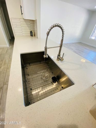 16418 28 St, Phoenix AZ 85032-3004 exterior