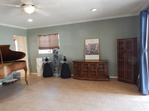 1118 Lee Ave, Fullerton CA 92833-4014 exterior