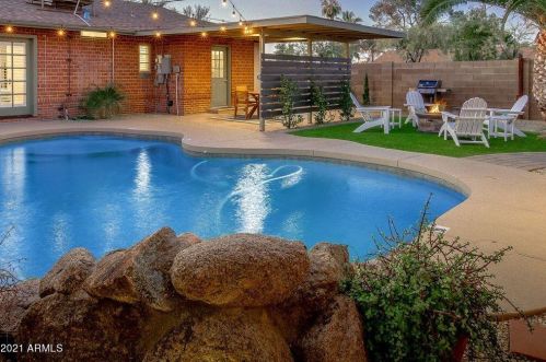 2545 9th St, Phoenix AZ 85014-5070 exterior