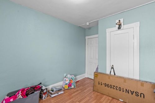 22 Dean St, Woonsocket RI  02895-1314 exterior