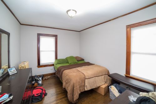 831 19 Ave, Broadview IL 60153-1726 exterior