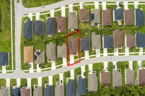 5690 Pine Trail Cir, Fort Pierce FL exterior