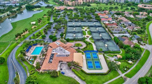 6560 Villa Sonrisa Dr, Boca Raton FL 33433-4052 exterior