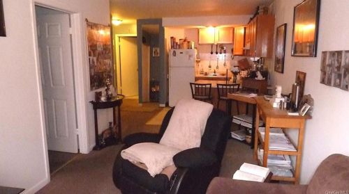 652 Crotona Park, Bronx NY 10460-4824 exterior