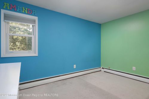 2 Berkshire Ct, Jackson Twp NJ 08527-2409 exterior