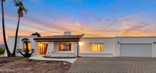 4701 Camino Gacela, Tucson AZ  85718-6813 exterior