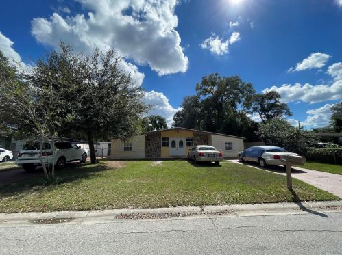 1008 Briarwood Ave, Tampa FL 33613-1534 exterior